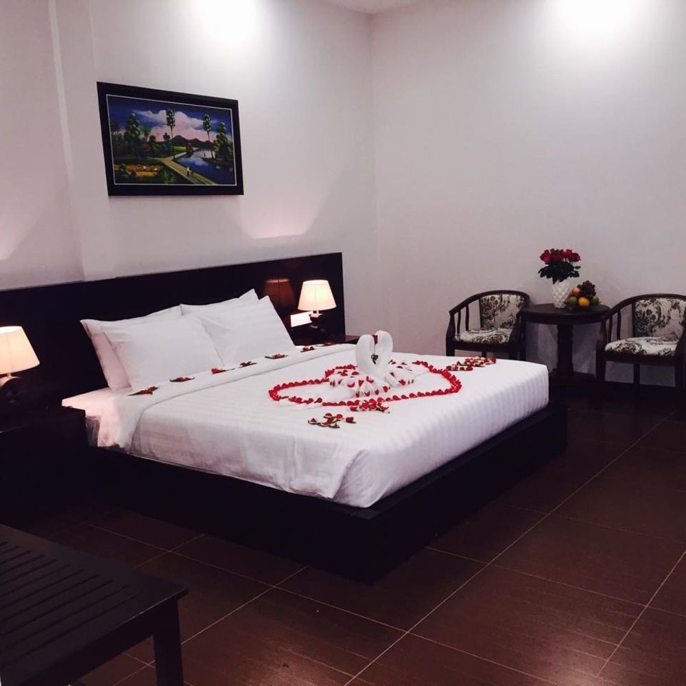 פנום פן Golden Apple Hotel - Airport מראה חיצוני תמונה