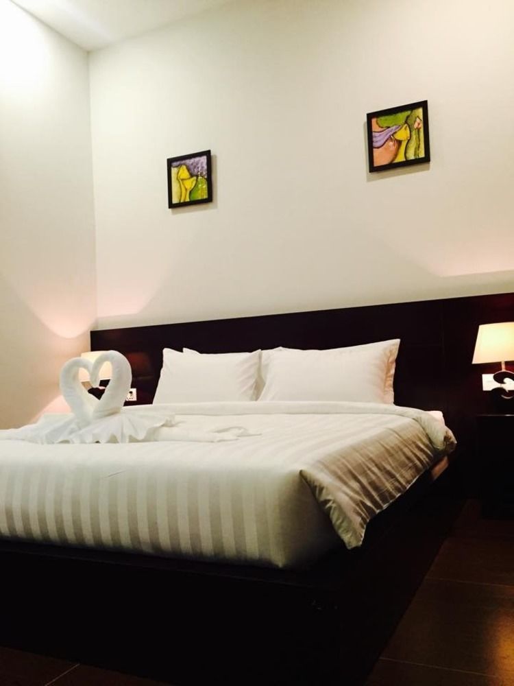 פנום פן Golden Apple Hotel - Airport מראה חיצוני תמונה
