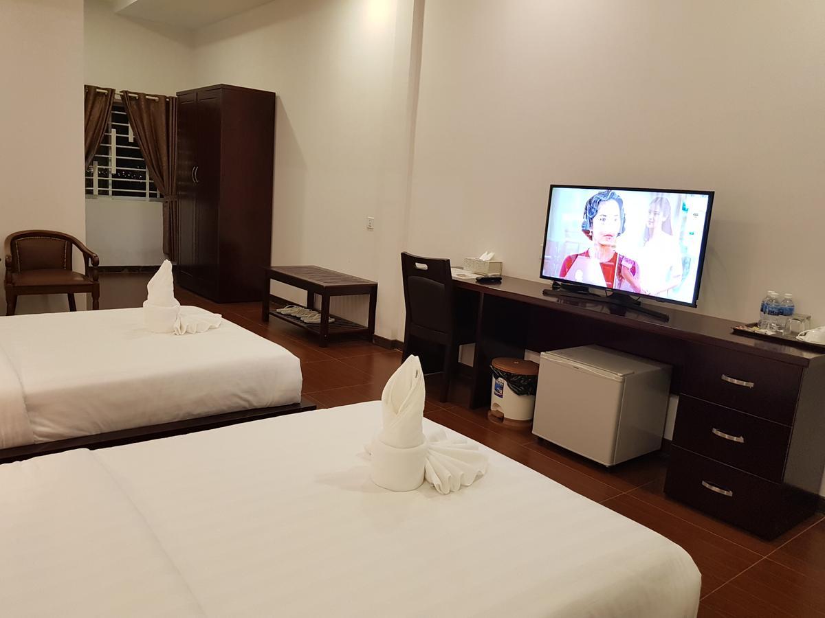 פנום פן Golden Apple Hotel - Airport מראה חיצוני תמונה