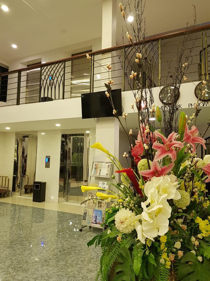 פנום פן Golden Apple Hotel - Airport מראה חיצוני תמונה