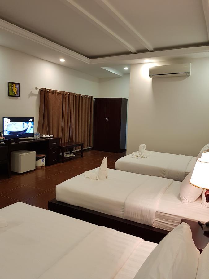 פנום פן Golden Apple Hotel - Airport מראה חיצוני תמונה